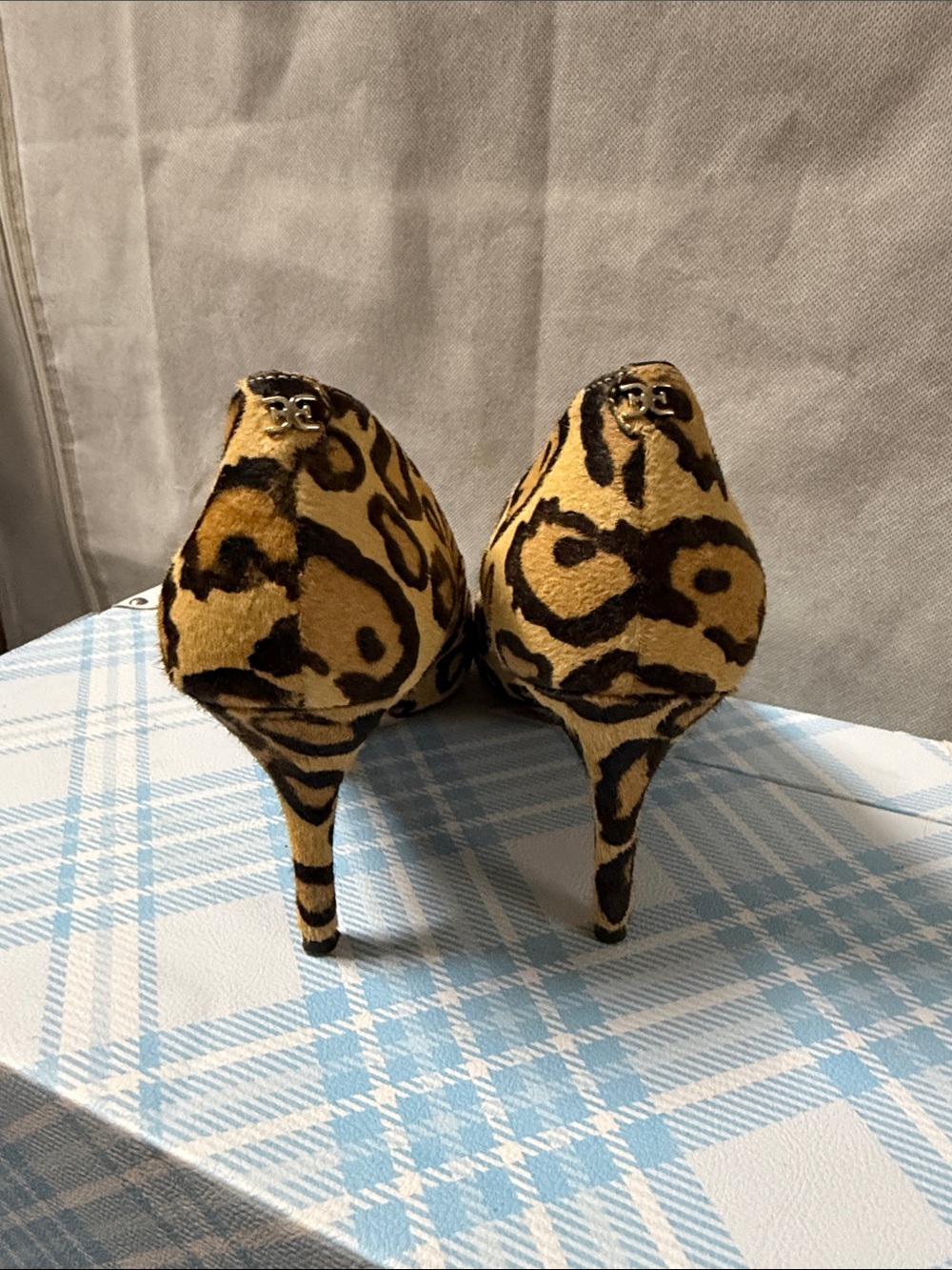 Sam Edelman Leopard-Print Pointed Toe Heels - Brown/Black - Picture 3 of 3